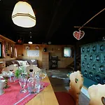 Glühwürmchenhütte Chalet