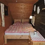 Glühwürmchenhütte *