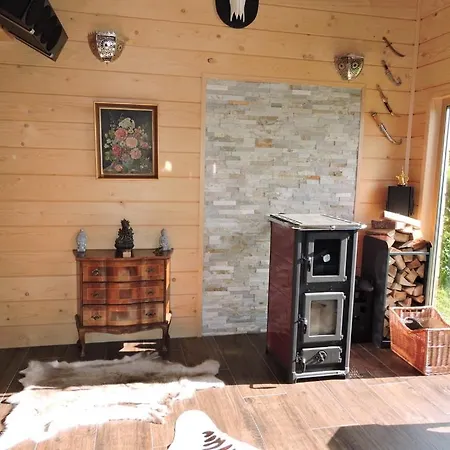 Domek alpejski Gluehwuermchenhuette Und Romantikhuette *