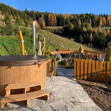 Chalet Glühwürmchenhütte *