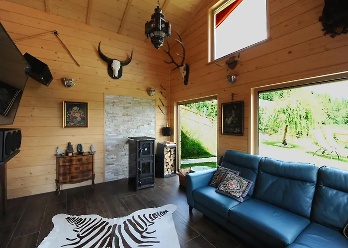 Gluehwuermchenhuette Und Romantikhuette Шале