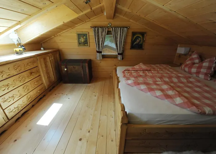 Gluehwuermchenhuette Und Romantikhuette شاليه راتتن