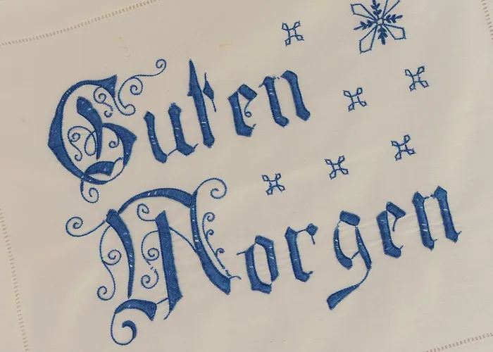 Шале Gluehwuermchenhuette Und Romantikhuette *