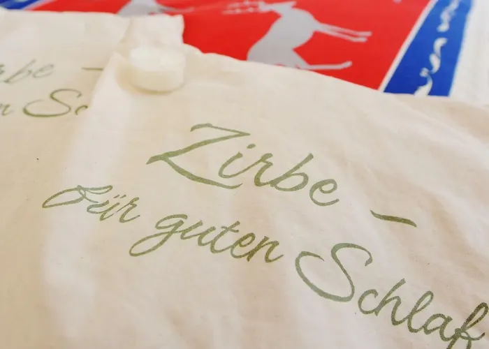 Gluehwuermchenhuette Und Romantikhuette شاليه *