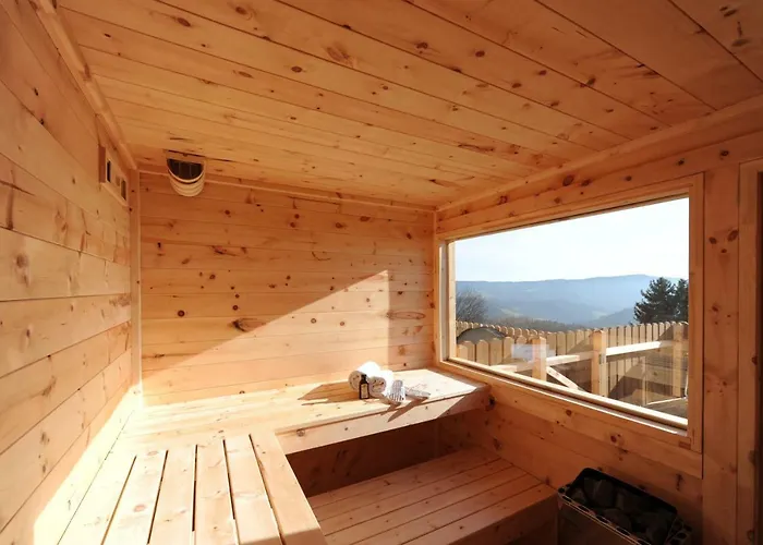 Gluehwuermchenhuette Und Romantikhuette Шале