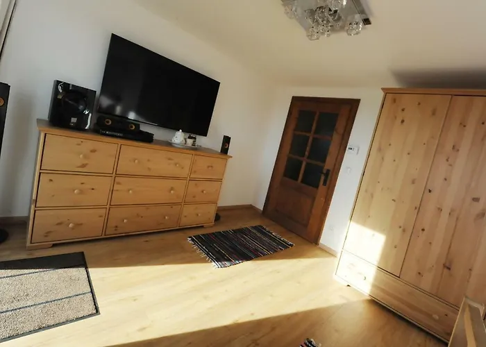 Шале Gluehwuermchenhuette Und Romantikhuette